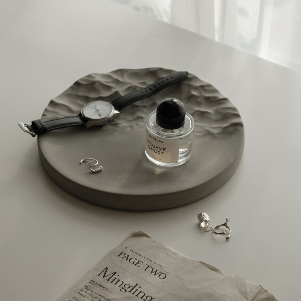 villa 山巒置物盤