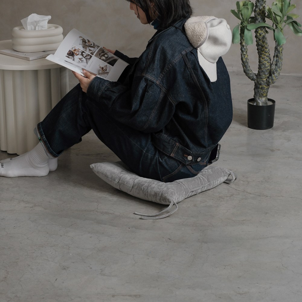 Gray 軟綿餅乾坐墊