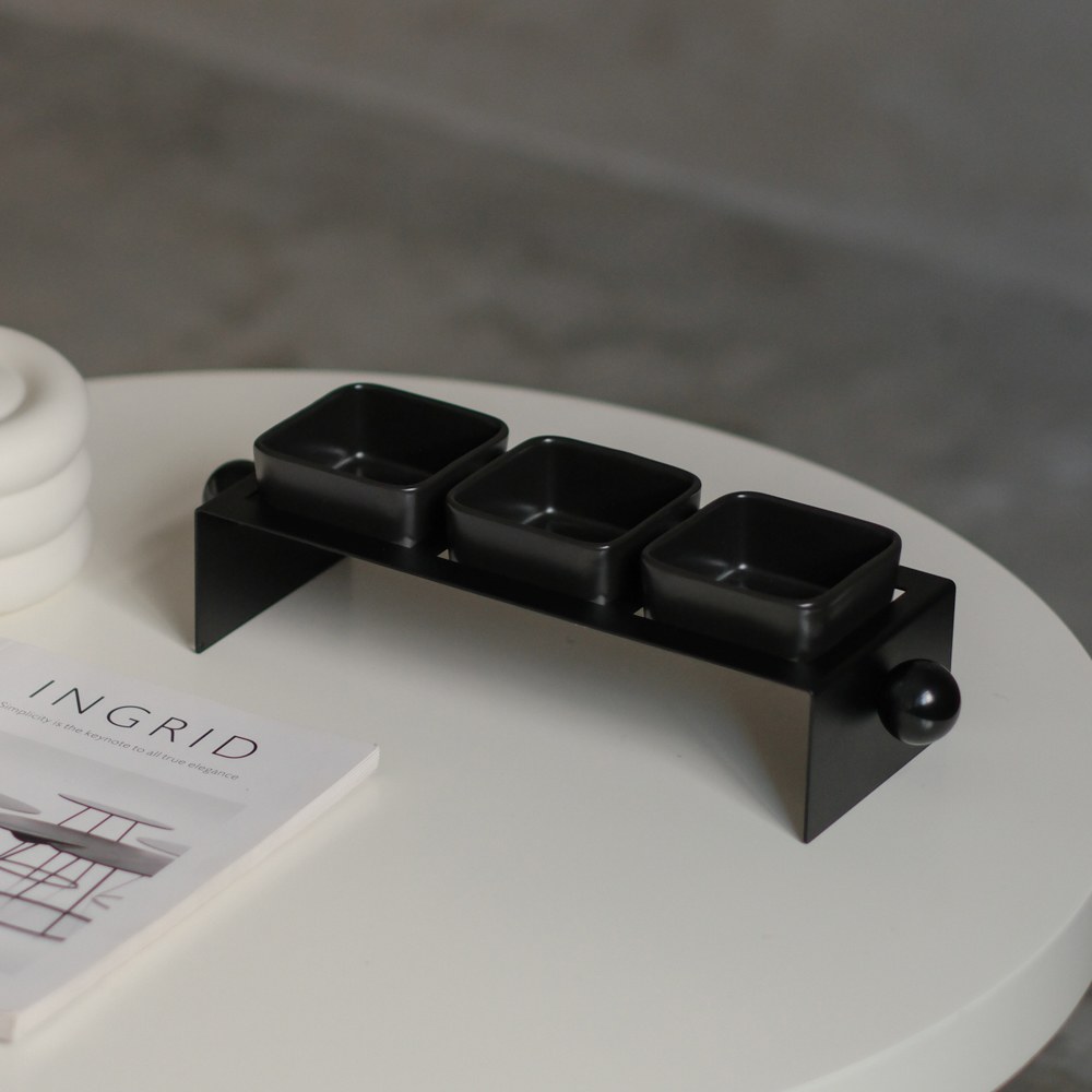 Bānmǎ 極簡黑茶點盤