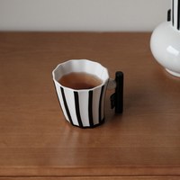 Bānmǎ 黑白馬克杯
