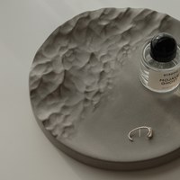 villa 山巒置物盤