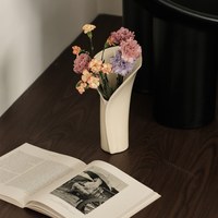 papper 紙捲花瓶