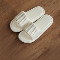 Butter 奶油拖鞋