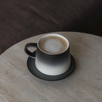 Halli 黑雲杯碟